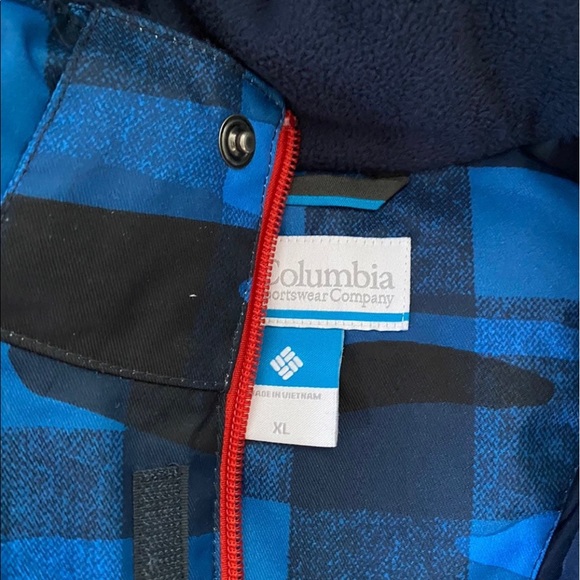 Columbia Winter Jacket - Picture 3 of 5